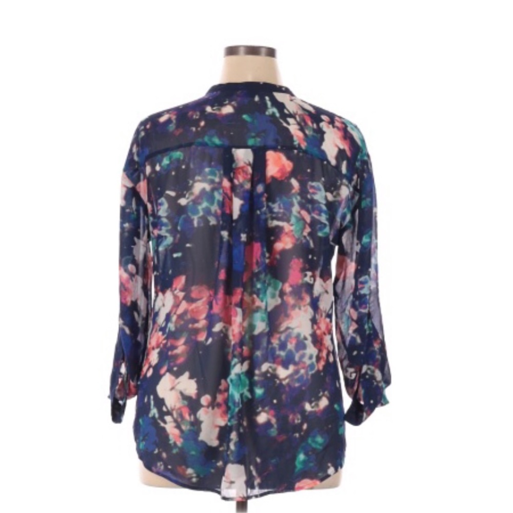 A.N.A floral print blouse - Picture 2 of 2